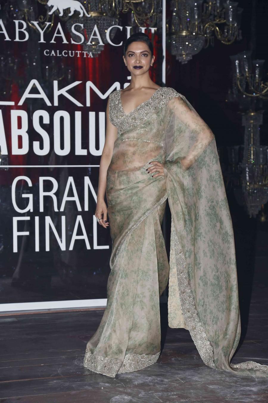 Actress Deepika Padukone, Kajal Aggarwal at Lakme Fashion Week Winter Festive 2016 Grand Finale. Deepika Padukone,Kajal Aggarwal,Lakme Fashion Week Winter Festive 2016 Grand Finale,Lakme Fashion Week Grand Finale,Deepika Padukone at Lakme Fashion Week,Kajal Aggarwal at Lakme Fashion Week,Lakme Fashion Week pics,Lakme Fashion Week images,Lakme Fashion
