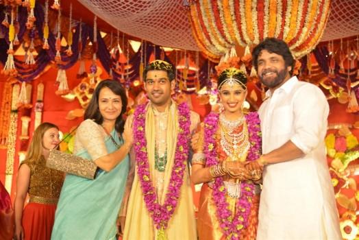 Pranav (Grandson of Smt. Sulochana and Late Sri. G.Srinivasulu Reddy) weds Swathi (Daughter of Smt. Sridevi and Sri Prasad Nimmagadda) held at N Convention Centre, Hyderabad. Celebs like Nagarjuna, Naga Chaitanya, Samantha, Sachin Tendulkar, Anjali, Amala, Akhil Akkineni, Allu Nirmala, Rama, SS Rajamouli, Allu Aravind, Jhansi Sureddi, Mohan Babu, Venkaiah Naidu, Prasad V Potluri, Paruchuri Gopala Krishna, Pinky Reddy, K Atchi Reddy, SV Krishna Reddy, Tammareddy Bharadwaja, Shilpa Reddy, Dasari Narayana Rao, Manchu Lakshmi Prasanna, K Kavitha, Murali Mohan, T Subbarami Reddy, Sushanth, KTR, Sumanth, Chiranjeevi Daughter Srija and others wished the couples.