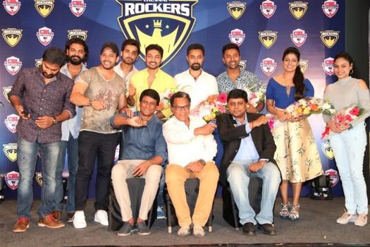 Chennai Rockers announced their Team for Celebrity Badminton League Season. Celebs like Nassar, Bharath, Prasanna, Shanthanu, Vaibhav, Iniya, Munna, Gayathri, Abhinay Vaddi, Amitash, Rupa Manjari, I. C.R. Venkatesh and others graced the event.