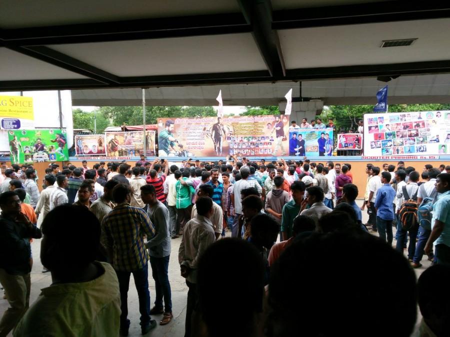 Janatha Garage,Janatha Garage movie review,Janatha Garage review live update,Janatha Garage audience reviews,Mohanlal,Junior NTR,Samantha,and Nithya Menen,director Koratala Siva,Telugu movie review