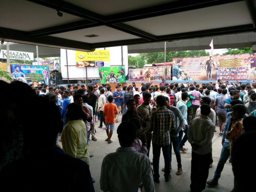 Janatha Garage,Janatha Garage movie review,Janatha Garage review live update,Janatha Garage audience reviews,Mohanlal,Junior NTR,Samantha,and Nithya Menen,director Koratala Siva,Telugu movie review