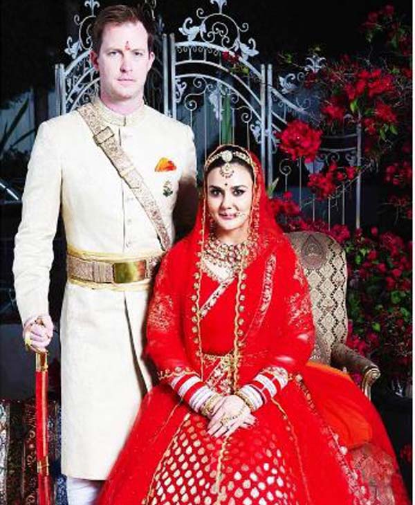 Preity Zinta & Gene Goodenough's Wedding pictures. Preity Zinta,Preity Zinta Wedding pictures,Preity Zinta Wedding pics,Preity Zinta Wedding images,Preity Zinta Wedding stills,Gene Goodenough wedding pics,Gene Goodenough wedding images,Gene Goodenough wedding photos