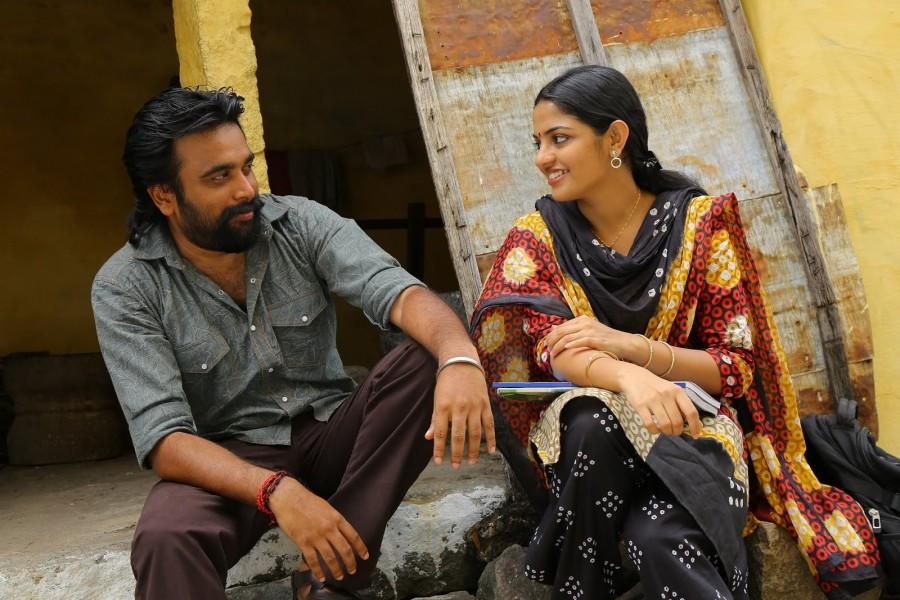 Kidaari is an upcoming Tamil action film directed by Prasath Murugesan and produced by M. Sasikumar under the Company Productions banner. The film stars Sasikumar and Nikhila Vimal in the lead role, while Napoleon, Suja Varunee, O. A. K. Sundar, Vela Ramamurthy, Vasumithra and Mu. Ramasamy appears in the supporting role. The songs and background score for the film are composed by Darbuka Siva. Sasikumar,Nikhila Vimal,Kidaari,Sasikumar as Kidaari,Kidaari stills,Kidaari pictures,Kidaari photos,Kidaari pics,Kidaari images,Kidaari movie stills,Kidaari movie pics,Kidaari movie images,Kidaari movie photos,Kidaari movie pictures