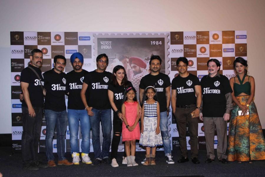 Celebs like Soha Ali Khan, Vir Das, Harry Sachdeva, Shivaji Lotan Patil and others graced the 31st October Trailer. 31st October Trailer launch,31st October,Soha Ali Khan,Vir Das,Harry Sachdeva,Shivaji Lotan Patil,31st October Trailer launch pics,31st October Trailer launch images,31st October Trailer launch photos,31st October Trailer launch stills,31st October Traile