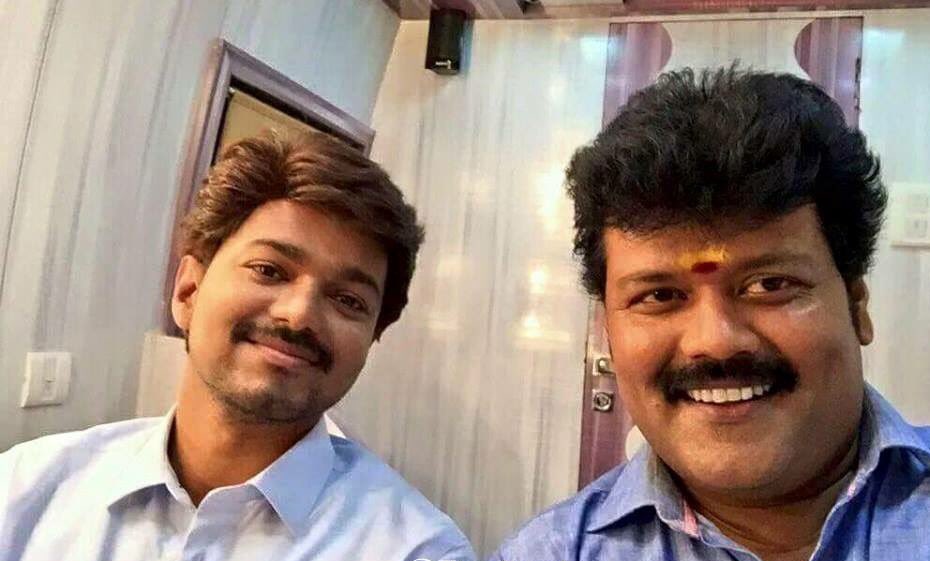 Vijay 60 is an upcoming Tamil action thriller movie written, directed and produced by Bharathan. The film stars Vijay and Keerthy Suresh in the lead role, while Aparna Vinod, Papri Ghosh, Sathish, Rajendran, Jagapathi Babu, Daniel Balaji, Mime Gopi, Harish Uthaman, Sharath Lohitashwa, Sreeman, Y.G. Mahendra, Vijayaraghavan, Sugunthan, Prabhu in a cameo, Santhanam, Baby Monika Siva and Roshan Basheer appears in the supporting role. The songs and background score for the film are composed by Santhosh Narayanan. Vijay 60,Thalapathy 60,Vijay and Keerthy Suresh,Vijay,Keerthy Suresh,ilayathalapathy vijay,Vijay 60 pics,Vijay 60 images,Vijay 60 photos,Vijay 60 stills,Vijay 60 pictures,Thalapathy 60 pics,Thalapathy 60 images,Thalapathy 60 photos,Thalapathy 60 stills,Th