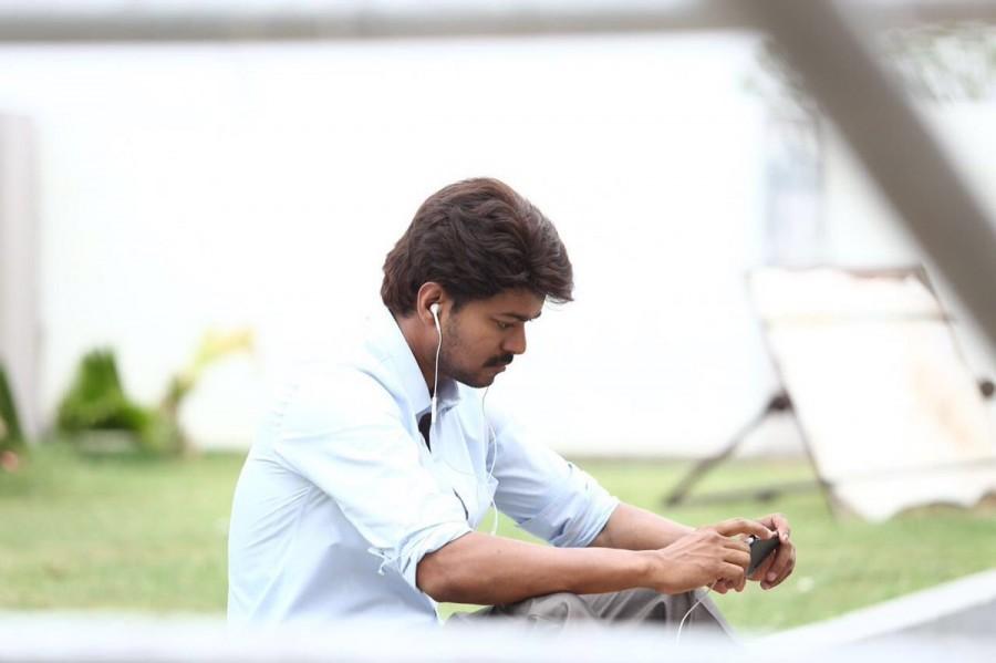 Vijay 60 is an upcoming Tamil action thriller movie written, directed and produced by Bharathan. The film stars Vijay and Keerthy Suresh in the lead role, while Aparna Vinod, Papri Ghosh, Sathish, Rajendran, Jagapathi Babu, Daniel Balaji, Mime Gopi, Harish Uthaman, Sharath Lohitashwa, Sreeman, Y.G. Mahendra, Vijayaraghavan, Sugunthan, Prabhu in a cameo, Santhanam, Baby Monika Siva and Roshan Basheer appears in the supporting role. The songs and background score for the film are composed by Santhosh Narayanan. Vijay 60,Thalapathy 60,Vijay and Keerthy Suresh,Vijay,Keerthy Suresh,ilayathalapathy vijay,Vijay 60 pics,Vijay 60 images,Vijay 60 photos,Vijay 60 stills,Vijay 60 pictures,Thalapathy 60 pics,Thalapathy 60 images,Thalapathy 60 photos,Thalapathy 60 stills,Th