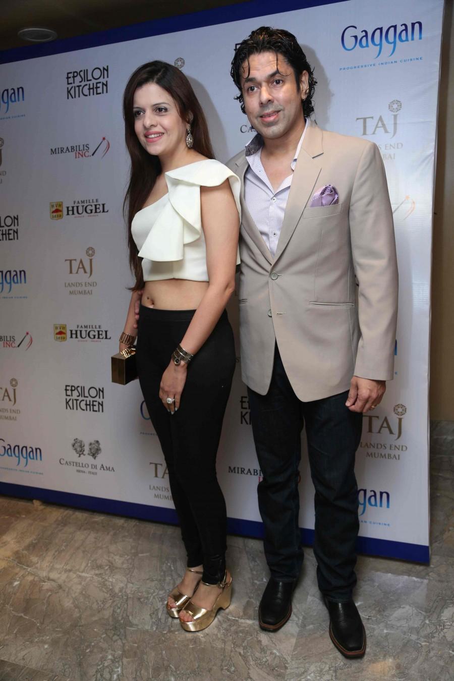 Celebs like Arjun Rampal, Gayatri & Vikas Oberoi at the private pop-up dinner of Chef Gaggan Anand. Arjun Rampal,Gayatri,Vikas Oberoi,Chef Gaggan Anand,Gaggan Anand