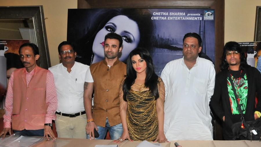 The conference saw the presence of Dj Sheizwood, Director Aziz Zee, Actor Amit Mehra and Actor Jimmy Sharma and lawyers Devendra Singh Khatana & legal advisor Dharmendra Kapoor. Rakhi Sawant,Avadh Sharma,EK Kahani Julie Ki Press meet,EK Kahani Julie Ki,Amit Mehra,Aziz Zee,Jimmy Sharma,Devendra Singh Khatana,Dharmendra Kapoor,EK Kahani Julie Ki Press meet pics,EK Kahani Julie Ki Press meet images,EK Kahani Julie Ki Press meet phot