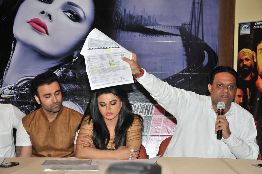 The conference saw the presence of Dj Sheizwood, Director Aziz Zee, Actor Amit Mehra and Actor Jimmy Sharma and lawyers Devendra Singh Khatana & legal advisor Dharmendra Kapoor. Rakhi Sawant,Avadh Sharma,EK Kahani Julie Ki Press meet,EK Kahani Julie Ki,Amit Mehra,Aziz Zee,Jimmy Sharma,Devendra Singh Khatana,Dharmendra Kapoor,EK Kahani Julie Ki Press meet pics,EK Kahani Julie Ki Press meet images,EK Kahani Julie Ki Press meet phot