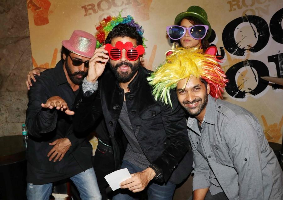 Bollywood movie 'Rock On 2' Teaser launched last night. Celebs like Arjun Rampal, Shashank Arora, Prachi Desai, Shraddha Kapoor, Farhan Akhtar, Purab Kohli and others graced the event. Rock On 2,Rock On 2 teaser launch,Rock On 2 teaser,Arjun Rampal,Shashank Arora,Prachi Desai,Shraddha Kapoor,Farhan Akhtar,Purab Kohli,Rock On 2 teaser pics,Rock On 2 teaser images,Rock On 2 teaser photos,Rock On 2 teaser stills,Rock On 2 teaser pictures
