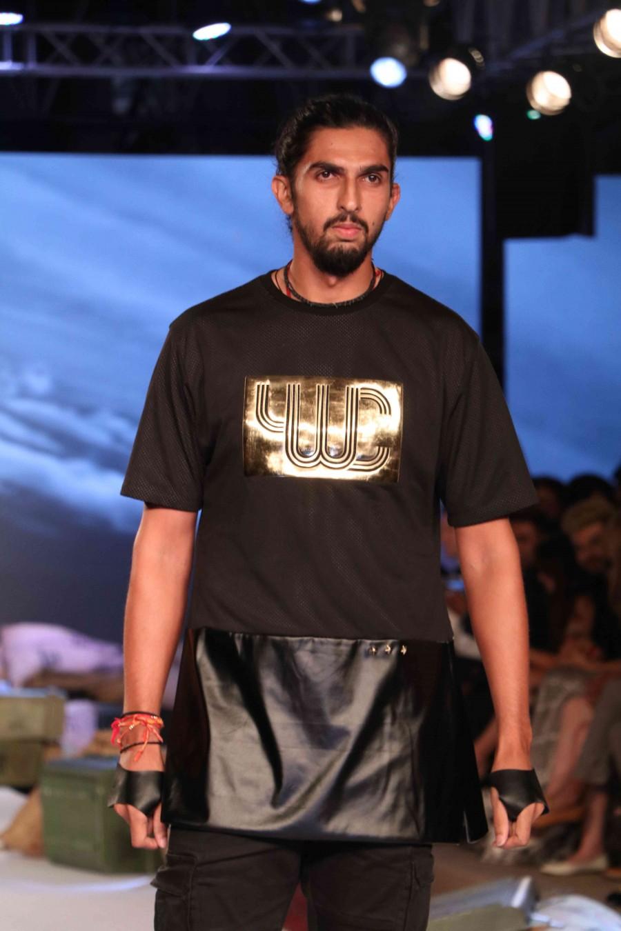 Cricketer Yuvraj Singh has forayed into the fashion industry by launching his brand YWC Fashion in collaboration with designers Shantanu and Nikhil. Celebs like Virender Sehwag, Chris Gayle, Zaheer Khan, Ishant Sharma and others graced the event. Yuvraj Singh,Yuvraj Singh's clothline launch,Virender Sehwag,Chris Gayle,Zaheer Khan,Ishant Sharma,Yuvraj Singh clothline launch,Yuvraj Singh clothline launch pics,Yuvraj Singh clothline launch images,Yuvraj Singh clothline launch photos,Yuvraj Singh