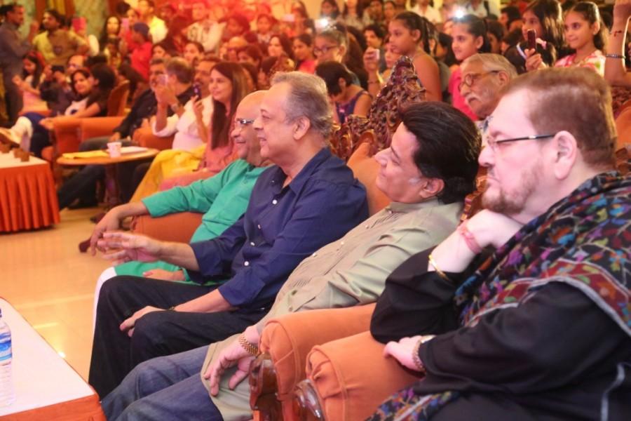 Ajivasan Music Academy organised its annual musical extravaganza Ajivasan Music Academy,Ajivasan Music Fest,Ajivasan Fest 2016,Nitin Mukesh,Padma Wadkar,Suresh Wadkar,Suresh Wadkar music academy,Ajivasan Fest 2016 pics,Ajivasan Fest 2016 images,Ajivasan Fest 2016 photos,Ajivasan Fest 2016 stills,Ajivasan Fest 2016 pict