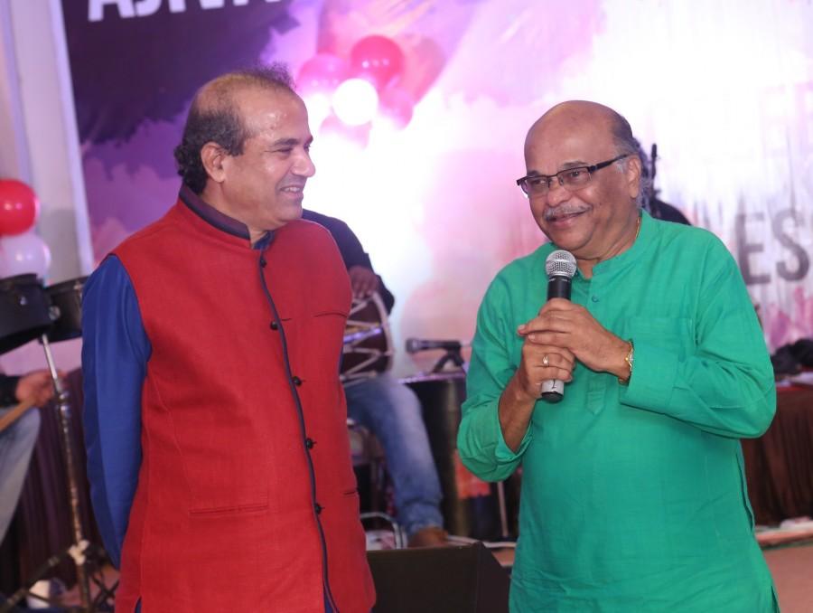Ajivasan Music Academy organised its annual musical extravaganza Ajivasan Music Academy,Ajivasan Music Fest,Ajivasan Fest 2016,Nitin Mukesh,Padma Wadkar,Suresh Wadkar,Suresh Wadkar music academy,Ajivasan Fest 2016 pics,Ajivasan Fest 2016 images,Ajivasan Fest 2016 photos,Ajivasan Fest 2016 stills,Ajivasan Fest 2016 pict
