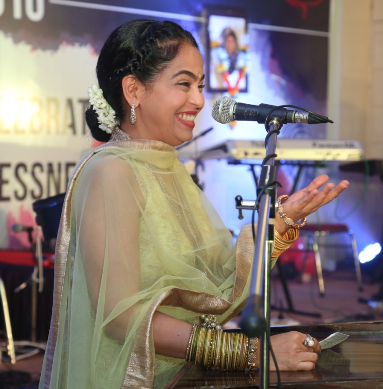 Ajivasan Music Academy organised its annual musical extravaganza Ajivasan Music Academy,Ajivasan Music Fest,Ajivasan Fest 2016,Nitin Mukesh,Padma Wadkar,Suresh Wadkar,Suresh Wadkar music academy,Ajivasan Fest 2016 pics,Ajivasan Fest 2016 images,Ajivasan Fest 2016 photos,Ajivasan Fest 2016 stills,Ajivasan Fest 2016 pict