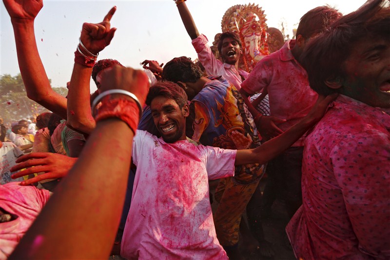 Ganesh Chaturthi 2016: Celebrations across India, devotees offer prayers to Ganpati Bappa Ganesh Chaturthi,Ganesh Chaturthi 2016,Ganesh Chaturthi celebrations,happy ganesh chaturthi,ganesh chaturthi celebrations in different cities,Ganpati Bappa,Ganesh Chaturthi celebrations pics,Ganesh Chaturthi celebrations images,Ganesh Chaturthi celebratio