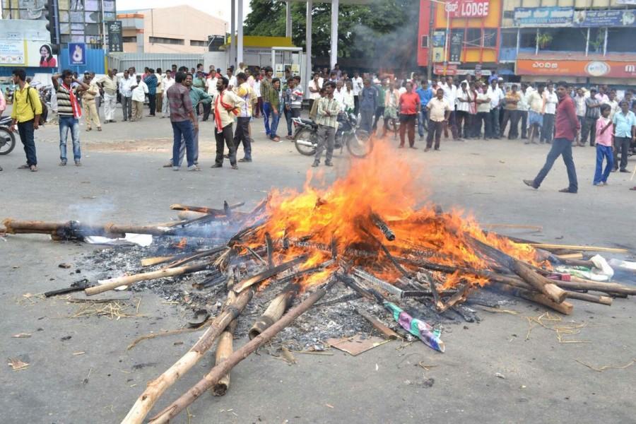 A day-long protest shutdown is being observed at Mandya town in Karnataka against releasing of Cauvery river water to Tamil Nadu on the Supreme Court's directive to the state government. The district authority was forced to declare holiday for schools and colleges in the town, about 100 km from here, due to protesters staging massive rallies and demonstrations, blocking vehicular traffic on the Bengaluru-Mysuru state highway. Cauvery water row,Cauvery row,Cauvery water dispute,cauvery water to tamil nadu,Kauvery,Cauvery water,Bengaluru-Mysuru highway blocked,highway blocked