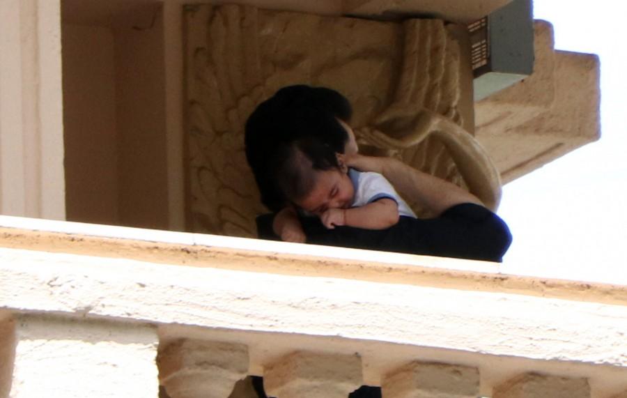 Bollywood actor Tusshar Kapoor takes a stroll with his teeny, tiny son Laksshya. Tusshar Kapoor,Tusshar Kapoor with his son,Tusshar Kapoor son,Laksshya,Tusshar Kapoor son Laksshya,Tusshar Kapoor son pics,Tusshar Kapoor son images,Tusshar Kapoor son photos,Tusshar Kapoor son stills,Tusshar Kapoor son pictures