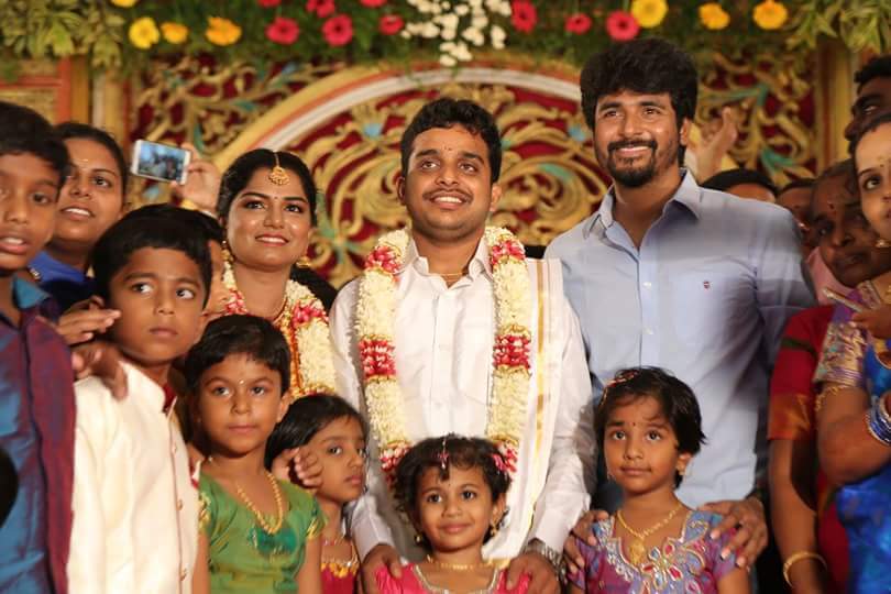 Indru Netru Naalai director Ravi Kumar has entered wedlock with Priya at a grand wedding ceremony held in Chennai. The marriage of director Ravi Kumar was a private affair and it was attended by the couple family members and close friends. IBTimes team wishes a very happy married life to the Director. Sivakarthikeyan,Indru Netru Naalai director,Indru Netru Naalai,Ravi Kumar wedding,Ravi Kumar marriage,Ravi Kumar weds Priya,Sivakarthikeyan pics,Sivakarthikeyan images,Sivakarthikeyan photos,Sivakarthikeyan stills