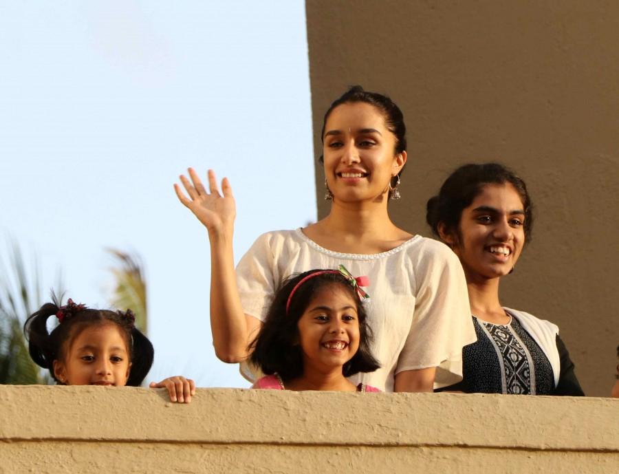 Shraddha Kapoor's favorite festival is Ganesh Chaturthi and we all know that. The actor after having a busy schedule yet made it a point to spend her favorite festival with her loved ones as always. Shraddha Kapoor celebrates Ganesh Chaturthi,Ganesh Chaturthi,Shraddha Kapoor,actress Shraddha Kapoor,Shraddha Kapoor with family,Shraddha Kapoor latest pics,Shraddha Kapoor latest images,Shraddha Kapoor latest photos,Shraddha Kapoor latest pictures
