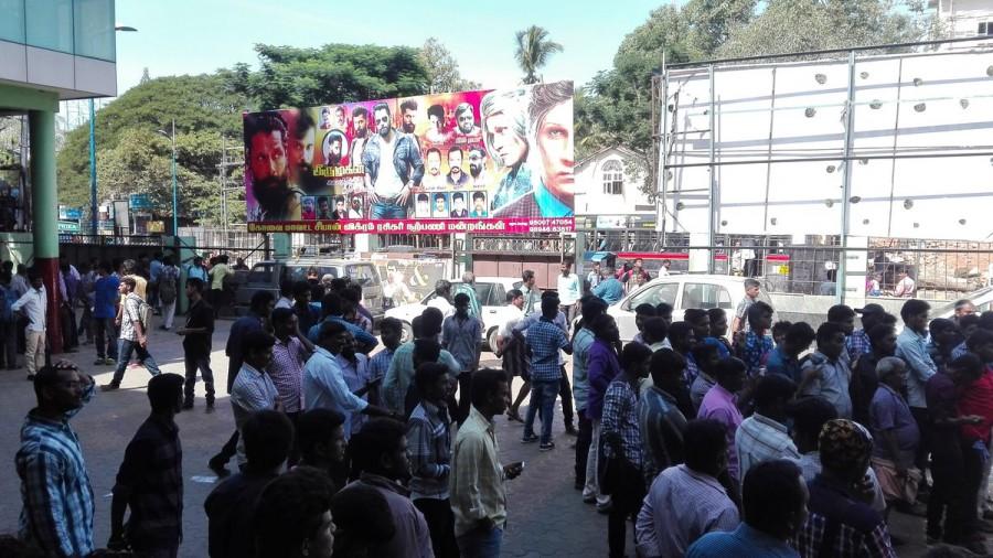 Iru Mugan mania: Vikram fans euphoric over movie release. Iru Mugan mania,Iru Mugan,Iru Mugan release,Vikram fans,Vikram,nayanthara,iru mugan review,Iru Mugan preview,Iru Mugan pics,Iru Mugan images,Iru Mugan photos,Iru Mugan stills,Iru Mugan pictures