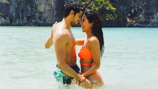 Baar Baar Dekho is produced by Excel Entertainment and Dharma Productions, directed by debutante Nitya Mehra. The film is scheduled for a worldwide release on 9 September 2016. The film stars Sidharth Malhotra and Katrina Kaif in the lead role. Sidharth Malhotra,Katrina Kaif,Sidharth Malhotra and Katrina Kaif,Baar Baar Dekho movie stills,Baar Baar Dekho movie pics,Baar Baar Dekho movie images,Baar Baar Dekho movie photos,Baar Baar Dekho movie pictures