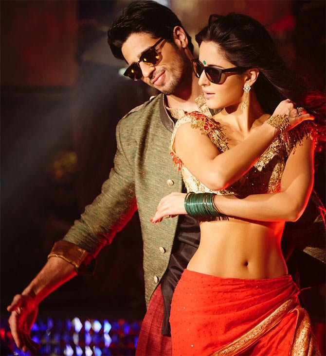 Baar Baar Dekho is produced by Excel Entertainment and Dharma Productions, directed by debutante Nitya Mehra. The film is scheduled for a worldwide release on 9 September 2016. The film stars Sidharth Malhotra and Katrina Kaif in the lead role. Sidharth Malhotra,Katrina Kaif,Sidharth Malhotra and Katrina Kaif,Baar Baar Dekho movie stills,Baar Baar Dekho movie pics,Baar Baar Dekho movie images,Baar Baar Dekho movie photos,Baar Baar Dekho movie pictures