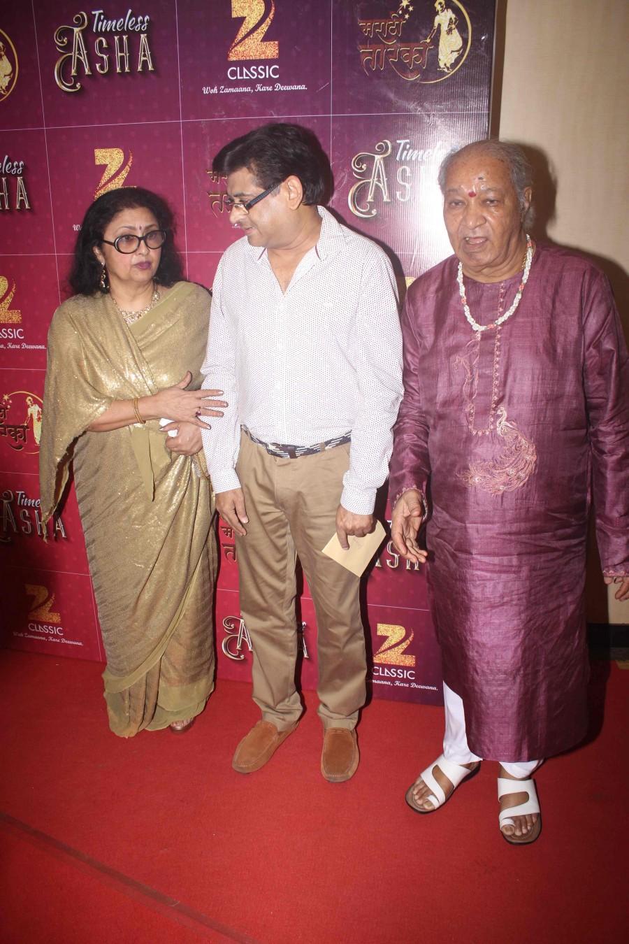 Veteran singer Asha Bhosle, who turned 83 on Thursday, marked her special day with a Asha Bhosle,singer,Asha Bhosle birthday,Asha Bhosle birthday celebrations,Asha Bhosle birthday celebrations pics,Asha Bhosle birthday celebrations images,Asha Bhosle birthday celebrations photos,Asha Bhosle birthday celebrations stills,Asha Bhosle birthda