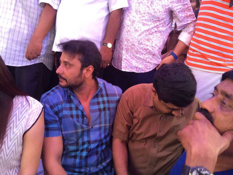 Cauvery water war: Puneeth Rajkumar, Darshan, Jaggesh support Karnataka Bandh. Puneeth Rajkumar,Darshan,Jaggesh,Karnataka Bandh,Cauvery water war,Cauvery water,Cauvery water dispute,cauvery water issue,cauvery water to tamil nadu