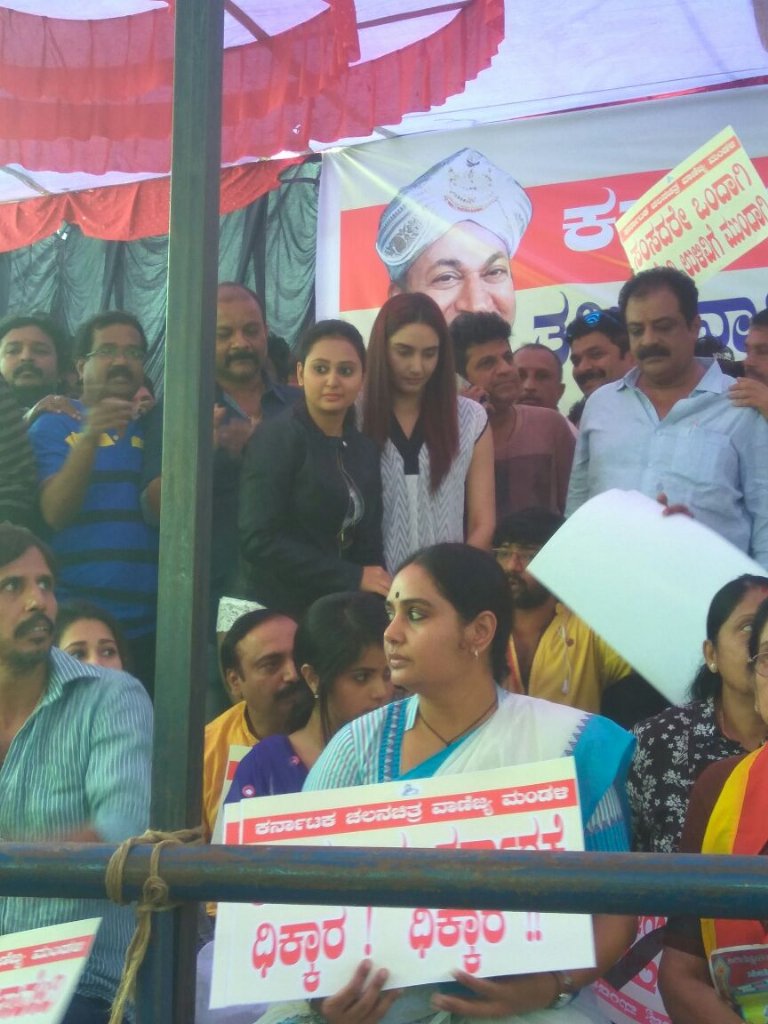 Cauvery water war: Puneeth Rajkumar, Darshan, Jaggesh support Karnataka Bandh. Puneeth Rajkumar,Darshan,Jaggesh,Karnataka Bandh,Cauvery water war,Cauvery water,Cauvery water dispute,cauvery water issue,cauvery water to tamil nadu