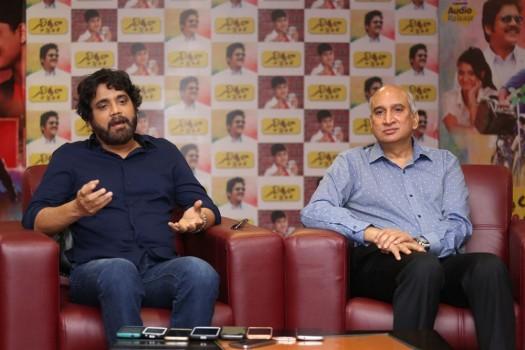 Telugu movie Nirmala Convent Press Meet held in Hyderabad. Celebs like Nagarjuna Akkineni and Producer Nimmagadda Prasad graced the event.