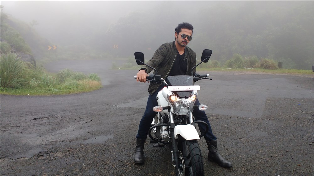 Team 5 is an upcoming Telugu movie directed by Suresh Govind and Produced by Raj Zacharias. The film stars S Sreesanth, Actress Nikki Galrani, Makarand Deshpande in the lead role. The songs and background score for the film are composed by Gopi Sunder. Sreesanth,Nikki Galrani,Sreesanth and Nikki Galrani,Makarand Deshpande,Team 5,telugu movie Team 5,Team 5 pics,Team 5 images,Team 5 photos,Team 5 pictures,Team 5 movie pics,Team 5 movie images,Team 5 movie stills,Team 5 movie pictures