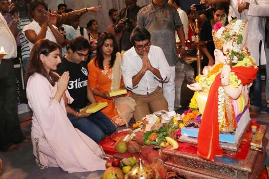 Bollywood actress Soha Ali Khan visits Andhericha Raja Ganesh Mandal.