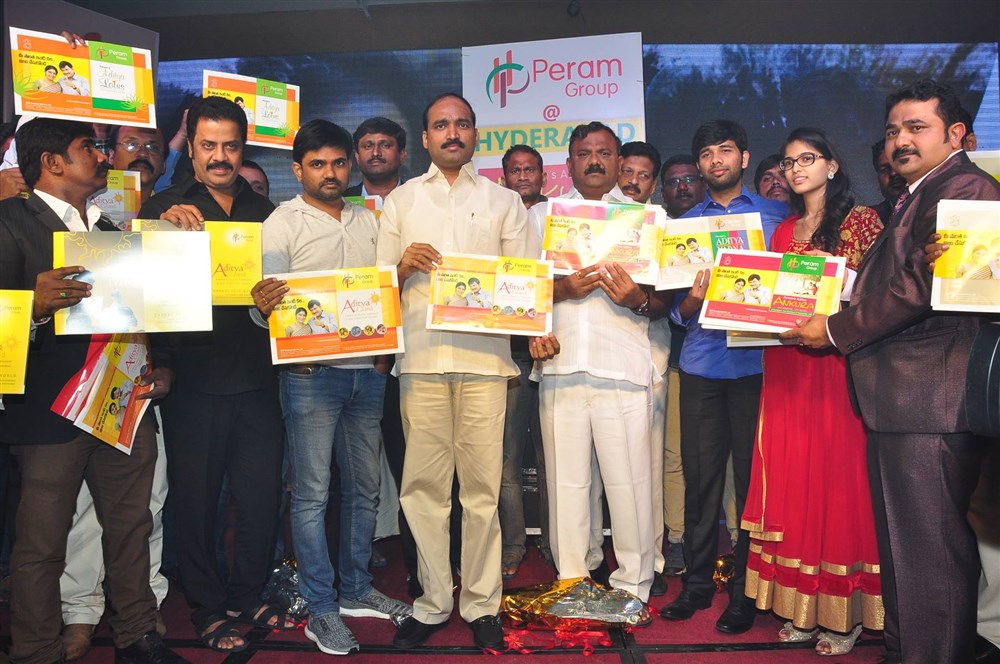 South Indian Actress Samantha Launches Peram Group Mega Ventures Brochure in Hyderabad. Celebs like Shreya Vyas, Maruthi and others graced the event. Samantha,Peram Group Brochure,Shreya Vyas,Maruthi,Samantha Ruth Prabhu,Actress Samantha,Samantha pics,Samantha images,Samantha photos,Samantha stills,Samantha pictures