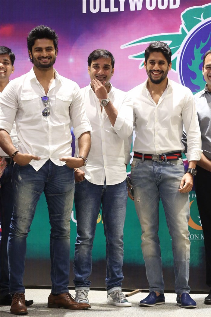 Tollywood Thunder – Celebrity Badminton League franchise launch event held at Hyderabad.Celebs like Naga Chaitanya, Charmi, Lakshmi Manchu, Sudheer Babu, Seerat Kapoor, Tarun, Tejaswini Madivada, Sanjana Galrani, Nandini Vijay, Apoorva Srinivasan, Hemachandran and others graced the event. Tollywood Thunder Franchise Launch,Tollywood Thunder Franchise,Naga Chaitanya,Charmi,Lakshmi Manchu,Sudheer Babu,Seerat Kapoor,Tarun,Tejaswini Madivada,Sanjana Galrani,Nandini Vijay,Apoorva Srinivasan,Tollywood Thunder Franchise Launch pics,Tollywood Thun