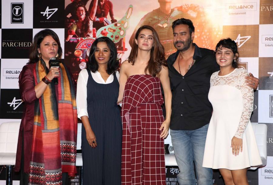 Bollywood actors Ajay Devgn, Surveen Chawla, Tannishtha Chatterjee launch Parched trailer. Ajay Devgan,Tannishtha Chatterjee,Lehar Khan,Parched,Parched press conference,Surveen Chawla,Parched trailer,Parched trailer launch,Parched trailer launch pics,Parched trailer launch images,Parched trailer launch photos,Parched trailer launch stills,Parch
