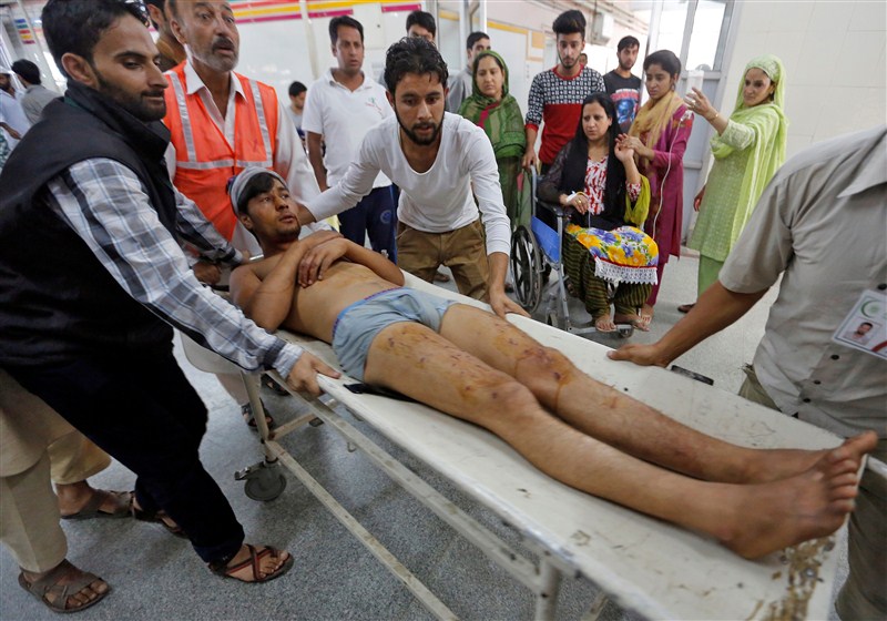 At least 65 people have been killed and 6,000 injured in more than 40 days of clashes between protesters and Indian security forces. Kashmir unrest,Kashmir,Jammu and Kashmir,protesters,Indian security forces,security forces,security forces and protesters,65 days of Kashmir unrest,violence in Kashmir,Kashmir violence