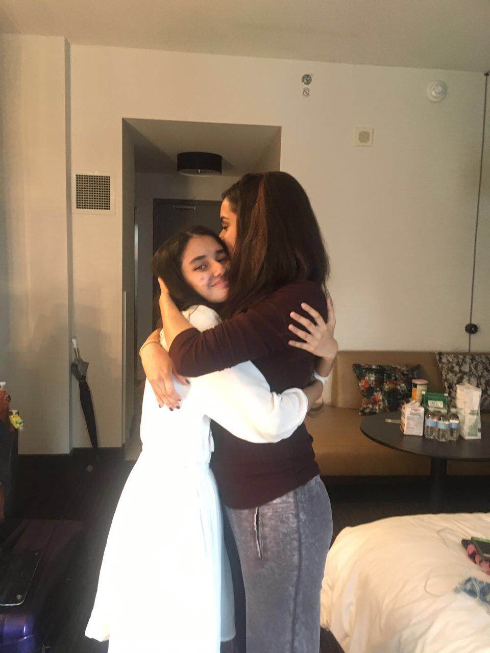 The actress who has been shooting international for 'Half Girlfriend' recently made her fan Samina's day! Shraddha Kapoor,Shraddha Kapoor with her fan,Shraddha Kapoor fan,Shraddha with her fan,Half Girlfriend,half girlfriend cast,shahid half girlfriend,Samina