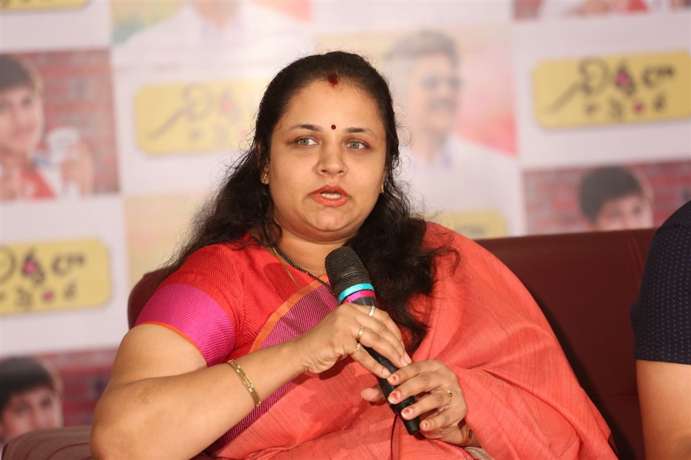 Telugu movie Nirmala Convent Press Meet held in Hyderabad. Celebs like Meka Srikanth, Ooha (Sivaranjani) and Roshan Meka graced the press meet. Nirmala Convent Press Meet,Nirmala Convent,Meka Srikanth,Ooha,Sivaranjani,Roshan Meka,Nirmala Convent Press Meet pics,Nirmala Convent Press Meet images,Nirmala Convent Press Meet photos,Nirmala Convent Press Meet stills,Nirmala Convent Press Meet pictures