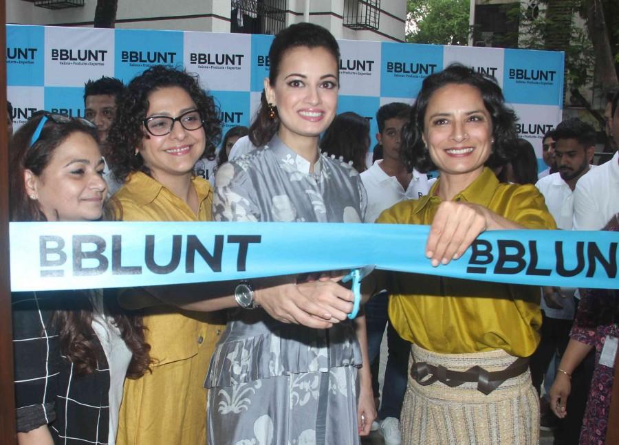 Bollywood actress Dia Mirza unveils 9th BBLUNT salon in Mumbai. Dia Mirza,Dia Mirza unveils 9th BBLUNT salon,9th BBLUNT salon,BBLUNT salon,actress Dia Mirza,Bollywood actress Dia Mirza,Dia Mirza pics,Dia Mirza images,Dia Mirza photos,Dia Mirza stills,Dia Mirza pictures