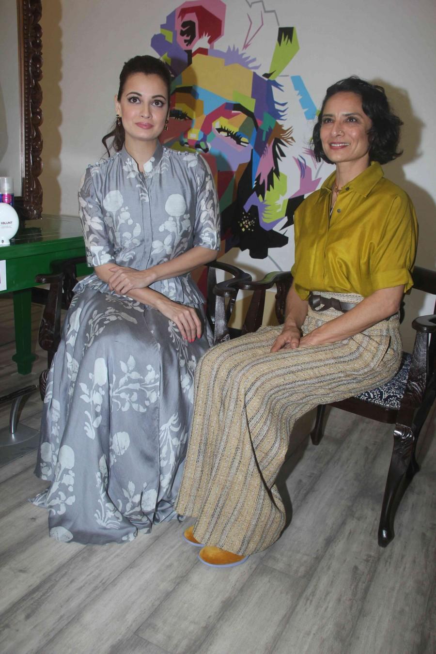 Bollywood actress Dia Mirza unveils 9th BBLUNT salon in Mumbai. Dia Mirza,Dia Mirza unveils 9th BBLUNT salon,9th BBLUNT salon,BBLUNT salon,actress Dia Mirza,Bollywood actress Dia Mirza,Dia Mirza pics,Dia Mirza images,Dia Mirza photos,Dia Mirza stills,Dia Mirza pictures