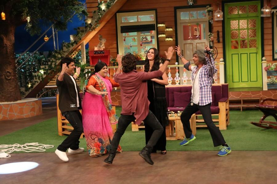 Celebs like Riteish Deshmukh, Nargis Fakhri and Dharmesh Yelande promote 'Banjo' on the sets of The Kapil Sharma Show. Riteish Deshmukh,Nargis Fakhri,Dharmesh Yelande,Banjo,Banjo promotions,Banjo movie promotions,Banjo on The Kapil Sharma Show,The Kapil Sharma Show,Banjo promotion pics,Banjo promotion images,Banjo promotion photos,Banjo promotion stills,Banjo promotion pi