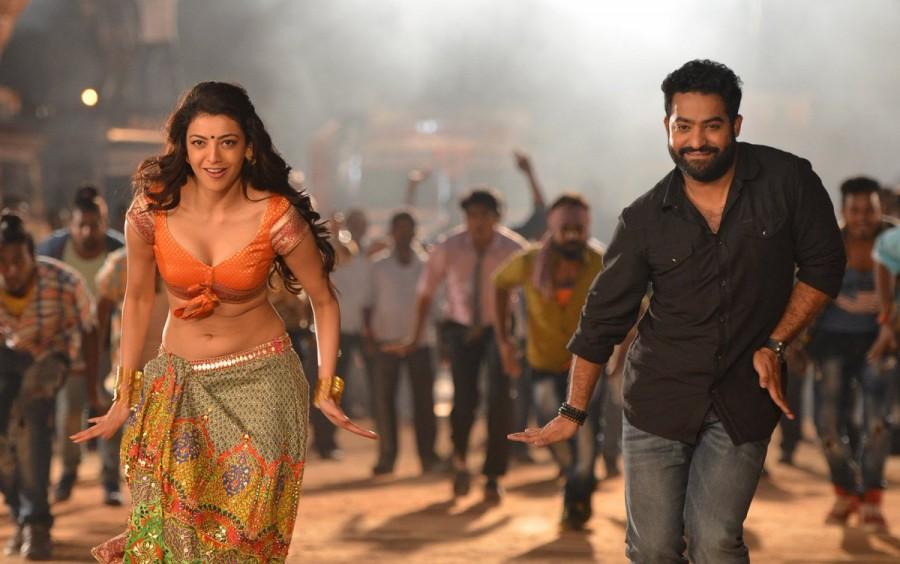 Jr NTR and Kajal Aggarwal in Pakka Local Song from Janatha Garage. Jr NTR and Kajal Aggarwal,Jr NTR,Kajal Aggarwal,Janatha Garage,Janatha Garage song,Janatha Garage item song,Pakka Local Song,kajal aggarwal pakka local song,Pakka Local song photos,Pakka Local Song pics,Pakka Local Song images,Pakka Local Song stills,Pakk
