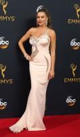 68th Primetime Emmy red carpet,68th Primetime Emmy Awards,Emmy Awards,Priyanka Chopra,Emily Ratajkowski,Taraji P. Henson,Shiri Appleby,Sarah Paulson,Hari Nef,Kerry Washington,Kate McKinnon,Sofia Vergara,Laverne Cox,Mandy Moore,Jane Krakowski,Neve Campbell