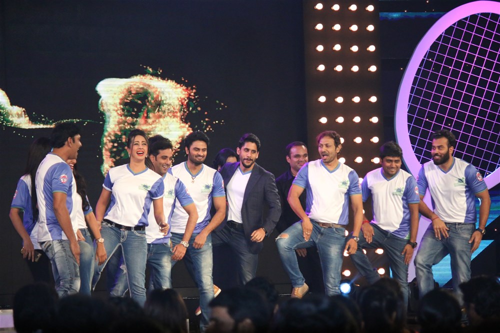 The first season of the Celebrity Badminton League (CBL) Launched in Chennai. Teams like Chennai Rockers, Tollywood Thunders, Kerala Royals and Karnataka Alps CBL unveiled their Jersey. Celebs like R Madhavan, Arya, Iniya, Amala Paul, Suja Varunee, Prasanna, Suhasini, Munna, Chaams, Ashok, Natraj, Vaibhav Reddy, Mamta Mohandas, Drums Sivamani, Rupa Manjari, Narain, Bharath, Jayaram and others graced the event. Celebrity Badminton League Launch,CBL,CBL Launch,R Madhavan,Arya,Iniya,Amala Paul,Suja Varunee,Prasanna,Suhasini,Munna,Chaams,Ashok,Natraj,Vaibhav Reddy,Mamta Mohandas,Drums Sivamani,Rupa Manjari,Narain,Bharath,Jayaram