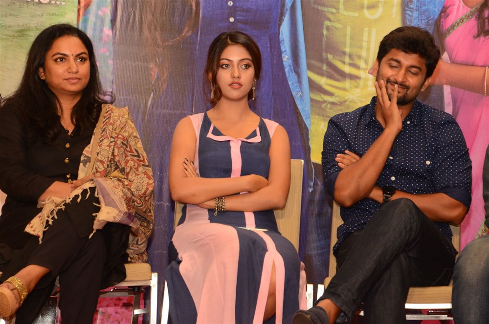 Telugu movie Majnu Audio Success Meet event held in Hyderabad. Celebs like Nani, Anu Emmanuel, Geetha Golla, Virinchi Varma, Gemini Kiran, P Kiran and others graced the event. Nani,Anu Emmanuel,Majnu Audio Success Meet,Majnu Success Meet,Majnu Success Meet pics,Majnu Success Meet images,Majnu Success Meet photos,Majnu Success Meet stills,Majnu Success Meet pictures