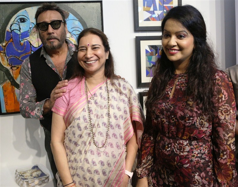 Mrs. Amruta Fadnavis inaugurates 'The Art Trisomy 21', an art exhibition by individuals suffering from Down's syndrome and other developmental disorders. Amruta Fadnavis,The Art Trisomy 21,Trisomy 21,Radhike Khanna,Artist Anuradha Thakur,Jackie Shroff,Jackie Shroff at The Art Trisomy 21,Radhike Khanna,Amruta Fadnavis