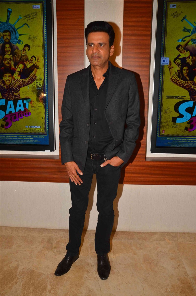 Bollywood movie Saat Uchakkey trailer launch pictures. Saat Uchakkey trailer,Saat Uchakkey trailer launch,Saat Uchakkey trailer launch pics,Saat Uchakkey trailer launch images,Saat Uchakkey trailer launch photos,Saat Uchakkey trailer launch stills,Saat Uchakkey trailer launch pictures