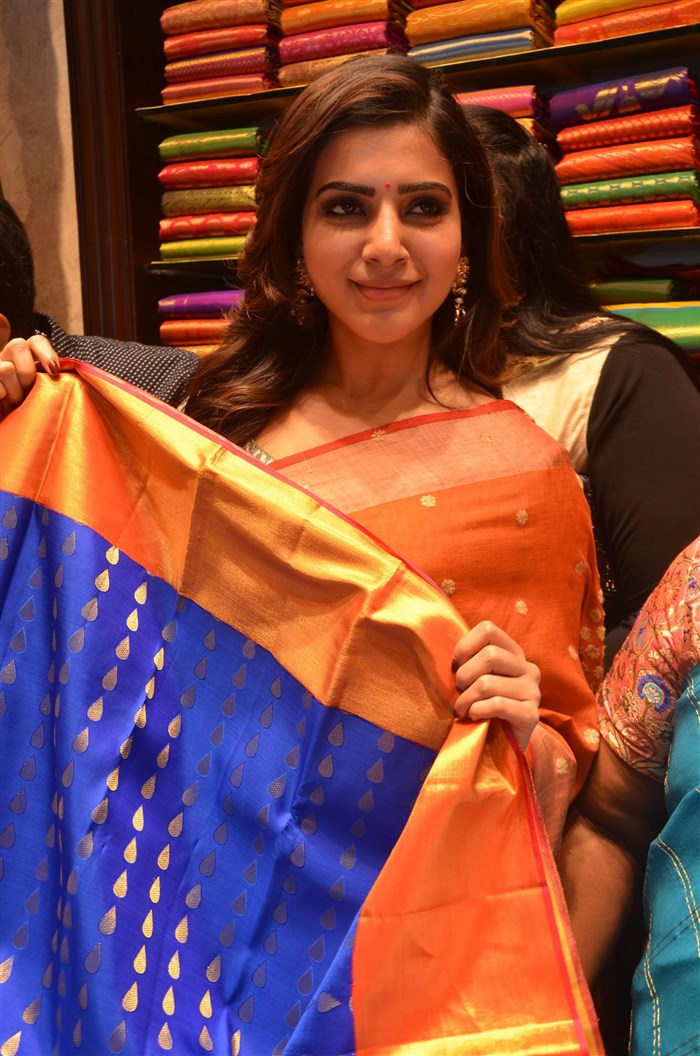 Telugu Actor Akhil Akkineni and Actress Samantha Ruth Prabhu launches South India Shopping Mall at Somajiguda in Hyderabad. Samantha,Samantha Ruth Prabhu,Akhil Akkineni,Samantha launches South India Shopping Mall,Akhil Akkineni launch South India Shopping Mall,South India Shopping Mall,Shopping Mall,Shopping Mall in Hyderabad