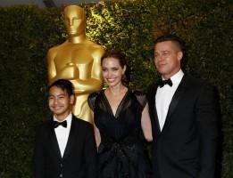 Angelina Jolie and Brad Pitt,Angelina Jolie,Brad Pitt,angelina jolie and brad pitt divorce,angelina jolie and brad pitt marriage,Angelina Jolie and Brad Pitt rare pis,Angelina Jolie and Brad Pitt rare images,Angelina Jolie and Brad Pitt rare stills,Angeli