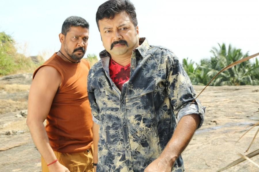 Shenbaga Kottai is an upcoming Tamil movie directed by Kannan Tamarakkulam and produced by Harshini Movies. The film stars Jayaram and Ramya Krishnan in the lead role, while Sambhath, Ompuri, Narain (Adukalam), Sheelu Ebhraham, Baby Akshara Kishor, Baby Anjaleena, Saju Navodaya, Remesh Pisharadi and Sreekumar appears in the supporting role. Jayaram,Shenbaga Kottai,Tamil movie Shenbaga Kottai,Shenbaga Kottai pics,Shenbaga Kottai images,Shenbaga Kottai photos,Shenbaga Kottai stills,Shenbaga Kottai pictures,Ramya Krishnan